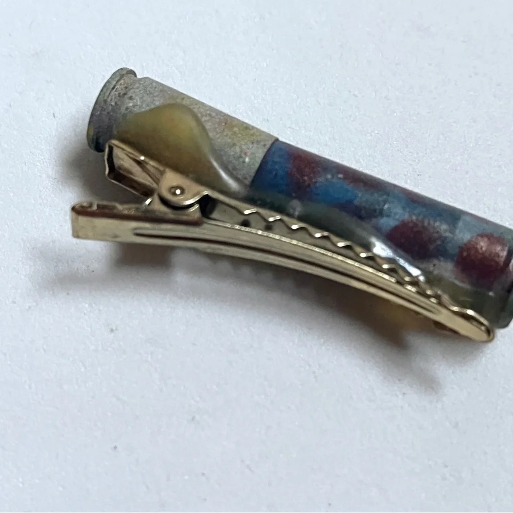 Artistic Polka Dot Brooch Clip- Multicolor- with Art Card. - Picture 6 of 7
